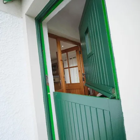 Casa vacanze 4 Bedroom Traditional With Sea View By Travel Lets Homes Gaoth Dobhair
