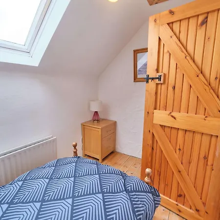 4 Bedroom Traditional With Sea View By Travel Lets Homes