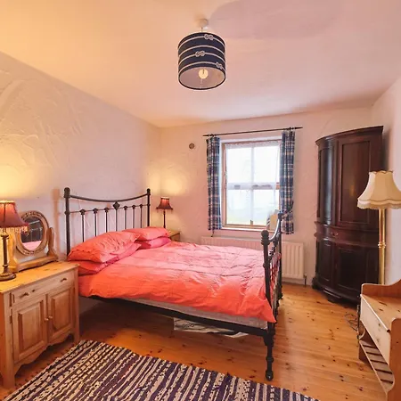 בית נופש 4 Bedroom Traditional With Sea View By Travel Lets Homes *